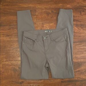 PRANA  Gray Climbing/Hiking Pants Size 6 🏔️